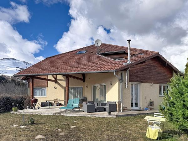 Maison 18 pièces 475.96 m2