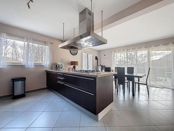 Maison 18 pièces 475.96 m2