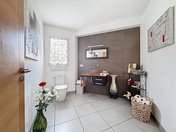 Maison 18 pièces 475.96 m2