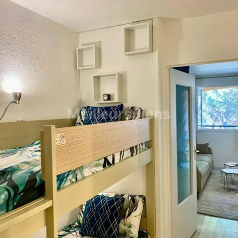 SAINT-RAPHAËL VALESCURE- studio 4 couchages rénové- rentabilité loc ++BAISSE DE PRIX !