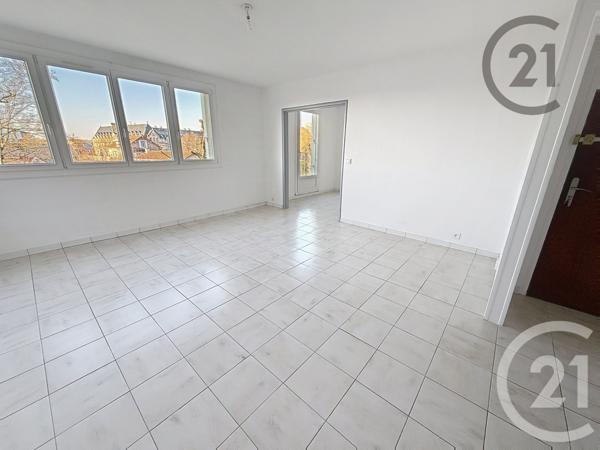 Appartement F4 à vendre  4 pièces - 77,82 m2 CHALONS EN CHAMPAGNE - 51