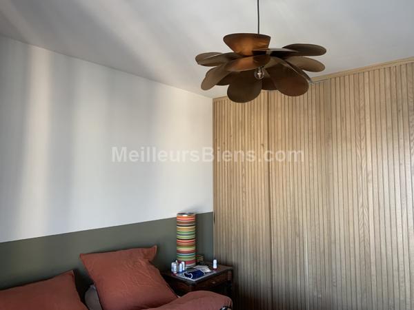 Dernier étage, 2 chambres, 2 grandes terrasses