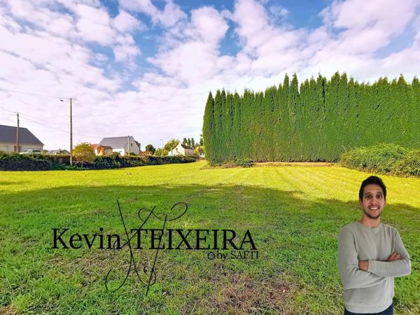 Grand terrain constructible sur Les Rairies.