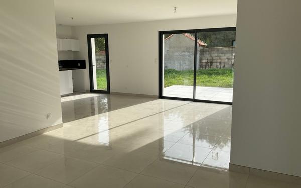 Maison à vendre    4 pièces •  Chaniers