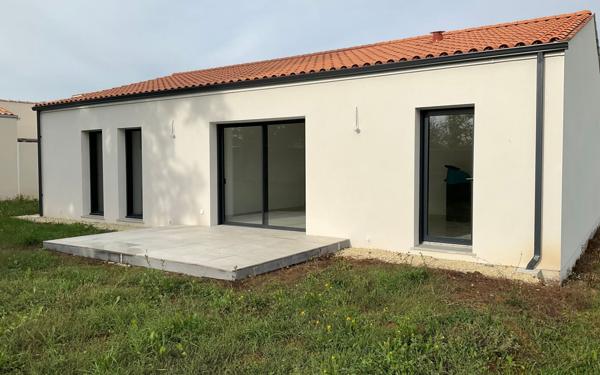 Maison à vendre    4 pièces •  Chaniers