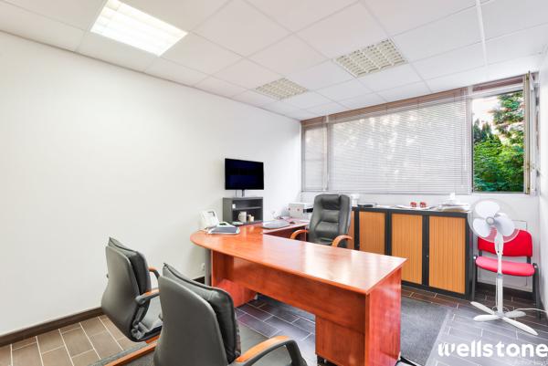 Bureaux à vendre à PARIS 75020