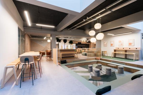 Bureaux à louer à Clichy avec terrasses et rooftop accessibles