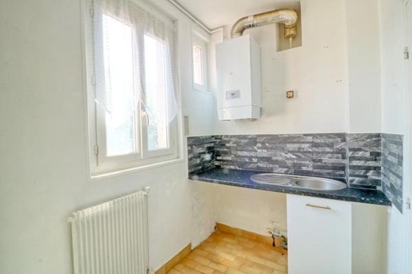 Cachan - Appartement 2 pièces lumineux - 42.44m² - à 3 min du RER B