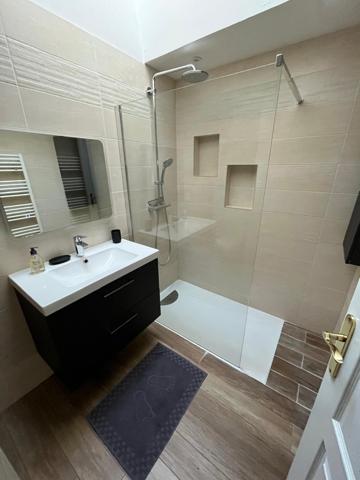 Rosny-sous-Bois (93110) Maison de Ville 4 pièces en plein centre-ville proche Gare RER E