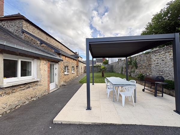 MAISON MEUBLE DE 160 m² - BAZOUGERS