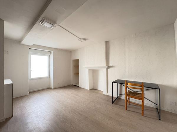 MAISON MEUBLE DE 160 m² - BAZOUGERS