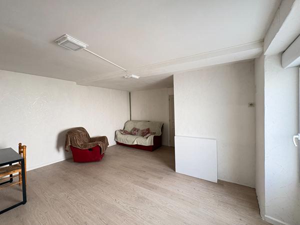 MAISON MEUBLE DE 160 m² - BAZOUGERS