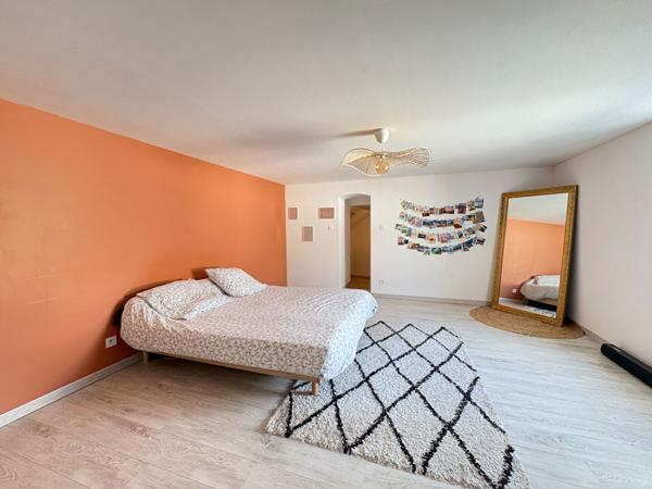 MAISON MEUBLE DE 160 m² - BAZOUGERS