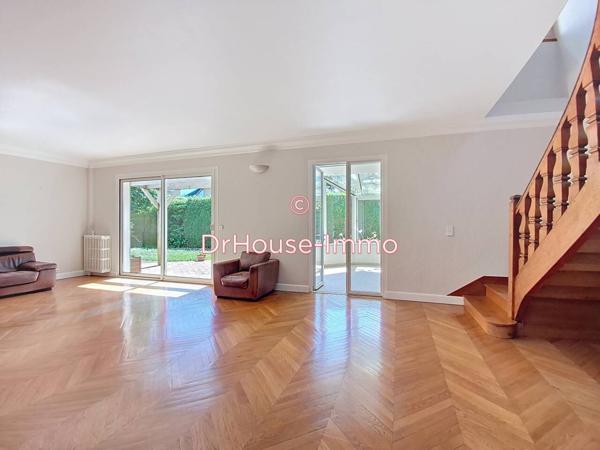 Maison à vendre 8 pièces de 286 m²