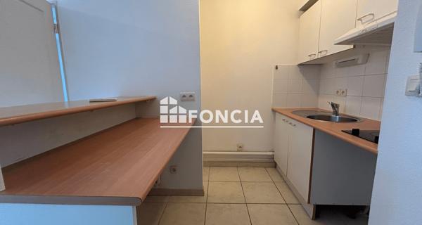 Location Appartement 2 pièces 34.67 m² - Villeneuve-lès-avignon 30400