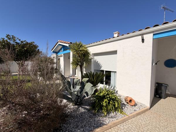 Maison
                                                                                                                                                                                                                                                                                                                        5 pièce(s)                                                                                                                                                                                                          3 chambre(s)                                                                                                                                                                                                          189.77  m²
