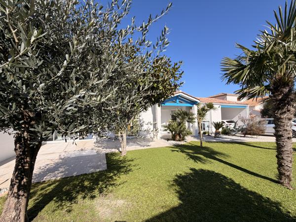 Maison
                                                                                                                                                                                                                                                                                                                        5 pièce(s)                                                                                                                                                                                                          3 chambre(s)                                                                                                                                                                                                          189.77  m²