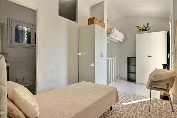 Villa familiale composée de 2 appartements