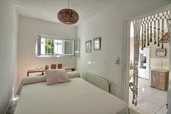 Villa familiale composée de 2 appartements