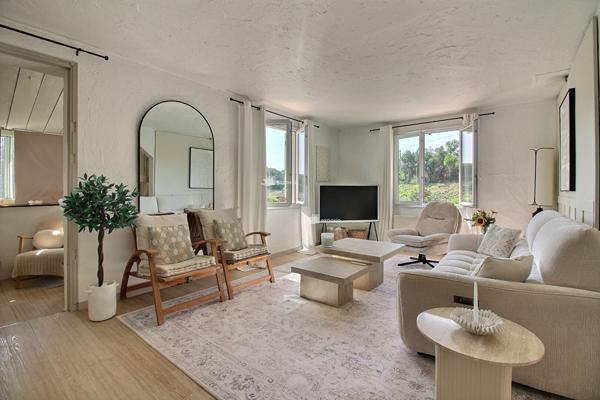Villa familiale composée de 2 appartements