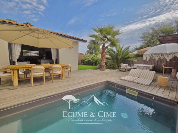 Maison contemporaine avec piscine