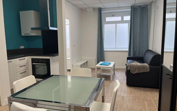 Appartement à louer    1 pièce •  Peyrehorade