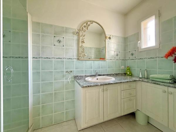 Propriété - 208 m² - 4 Chambres - Piscine - Garage - Forage - 83300 Draguignan - Réf 85853698