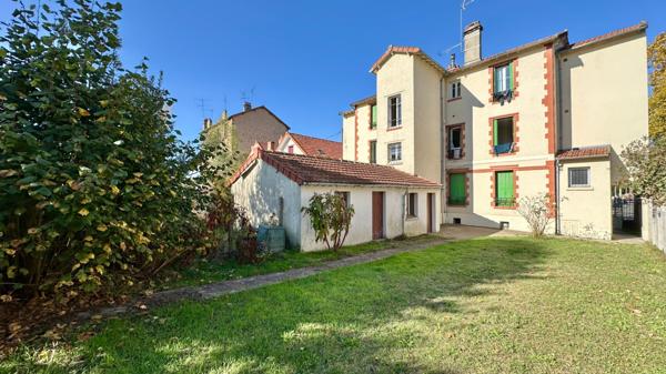 IMMEUBLE DE RAPPORT 210 M²  -  ATHIS-MONS, IDÉAL INVESTISSEUR AVEC BON RENDEMENT LOCATIF