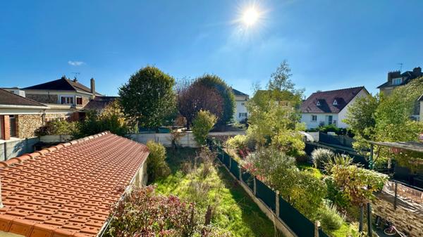 IMMEUBLE DE RAPPORT 210 M²  -  ATHIS-MONS, IDÉAL INVESTISSEUR AVEC BON RENDEMENT LOCATIF