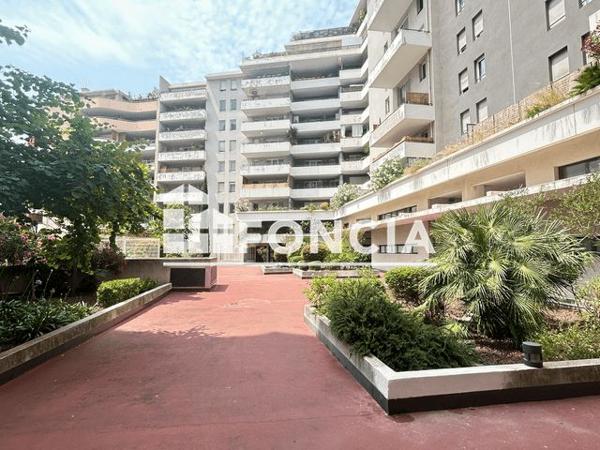 À vendre Appartement 2 pièces 40 m² - Marseille 13008