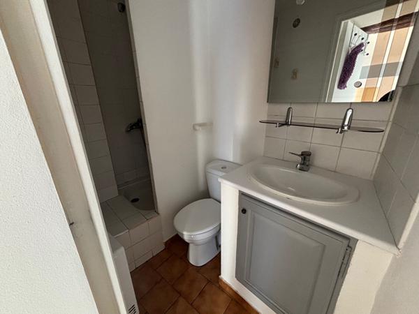 A LOUER - AIX EN PROVENCE - CENTRE VILLE - STUDIO MEUBLE