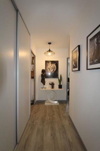 Appartement de type 3 sur Angers place François Mitterrand avec garage dans résidence avec ascenseur