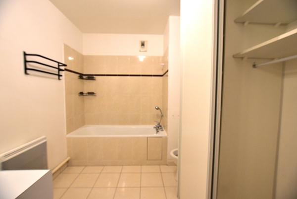 À vendre : Appartement 2 pièces à Montlhéry - Bon état, dernier étage