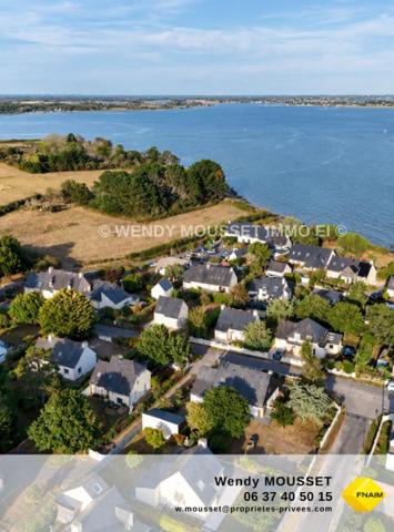 Maison familiale de charme en deuxième ligne de plage à Sarzeau