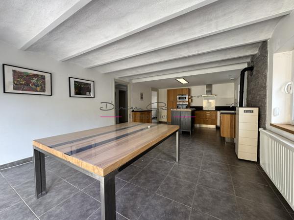 Spacieuse maison familiale 5 chambres avec terrasse – Proche gare et écoles – Le Coteau