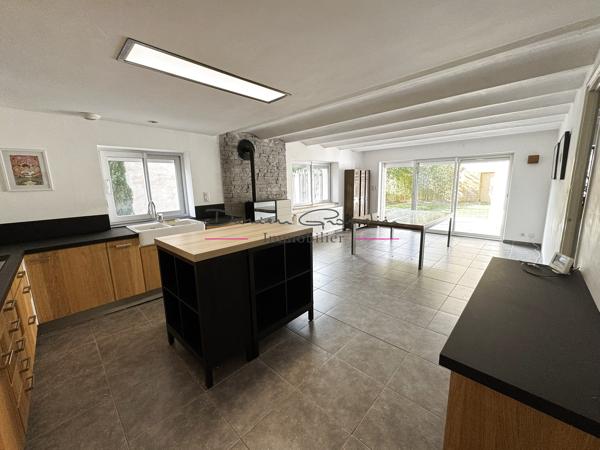 Spacieuse maison familiale 5 chambres avec terrasse – Proche gare et écoles – Le Coteau