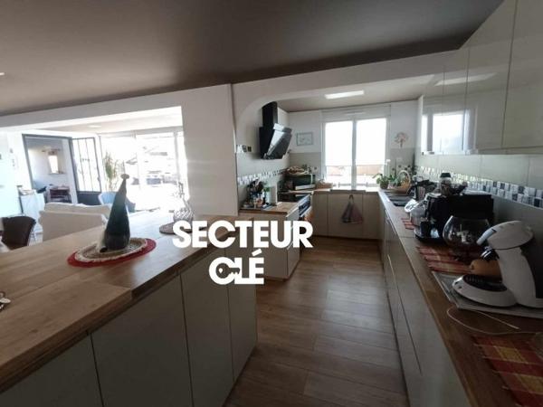 Maison plain-pied Cestas 156 m²