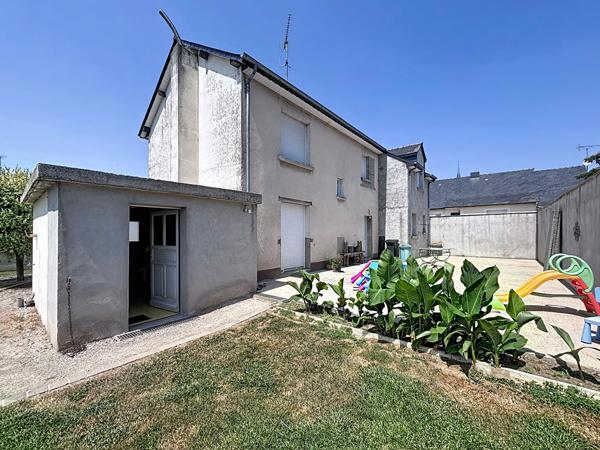 Maison La Roche Neuville 7 pièce(s) 143 m2