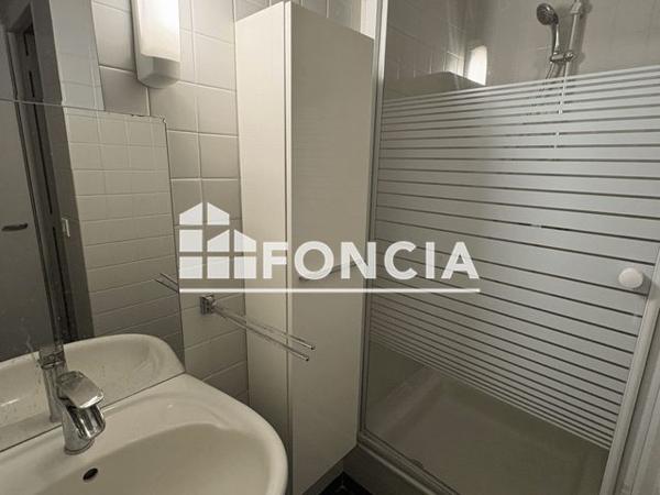 Location Studio 33.81 m² - 27 RUE DE L ANNONCIATION Paris 75016