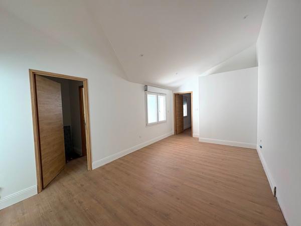 Appartement à louer 2 pièces AIRE SUR L'ADOUR (40)