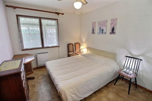 MAISON PLAIN PIED TYPE F4 SUR TERRAIN 3 FACES PISCINABLE AVEC UN GROS POTENTIEL D'AGRANDISSEMENT