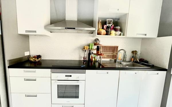 Appartement à vendre    3 pièces • 70,83 m2 Bordeaux