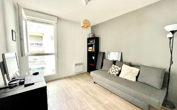 Appartement à vendre    3 pièces • 70,83 m2 Bordeaux