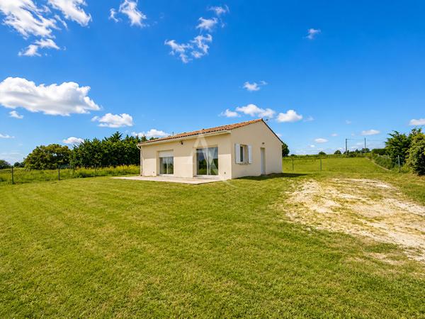 Maison Saint-bonnet-sur-gironde 4 pièces 80 m2