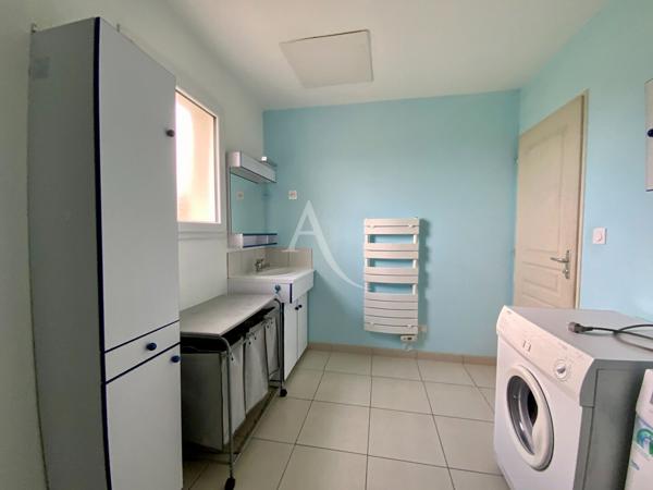Maison Saint-bonnet-sur-gironde 4 pièces 80 m2