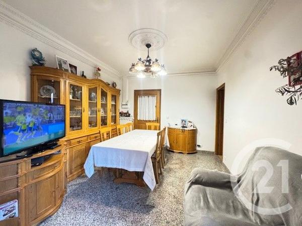 Immeuble à vendre  166 m2 BOBIGNY - 93