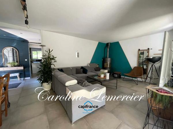 Maison à vendre 7 pièces proche LE MANS de 183 m² habitables et studio 2 chambres, sur 9 hectares de terre