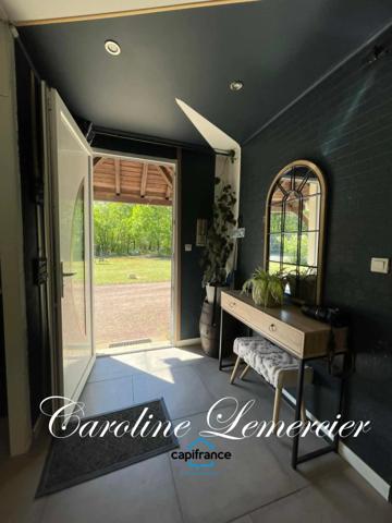 Maison à vendre 7 pièces proche LE MANS de 183 m² habitables et studio 2 chambres, sur 9 hectares de terre