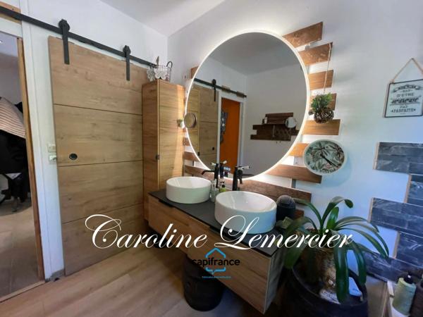 Maison à vendre 7 pièces proche LE MANS de 183 m² habitables et studio 2 chambres, sur 9 hectares de terre