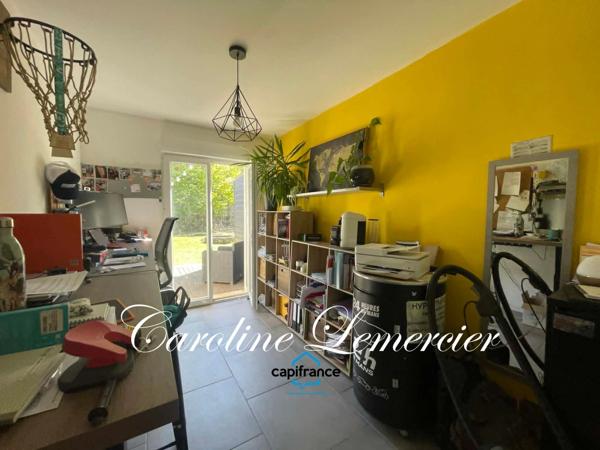 Maison à vendre 7 pièces proche LE MANS de 183 m² habitables et studio 2 chambres, sur 9 hectares de terre